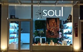 HR Mall Villa Branca inaugura a Soul Calçados!