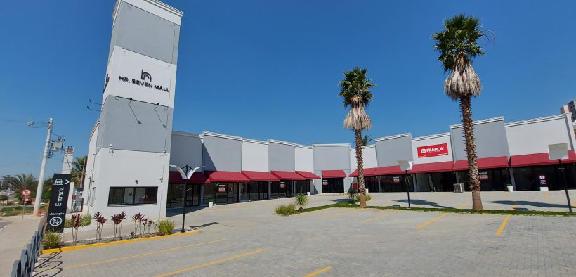 HR. Seven Mall Jd. Coleginho recebe unidade da França Imobiliária